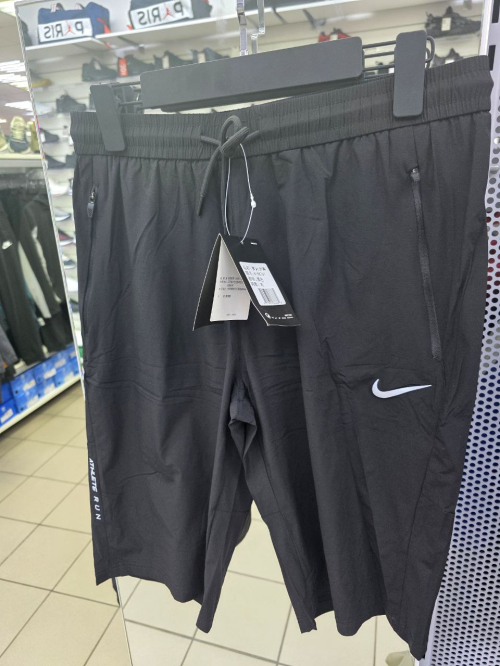 5438599675860085938_121