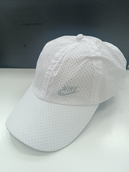 Кепка Nike Dri-Fit 40513A56323 White