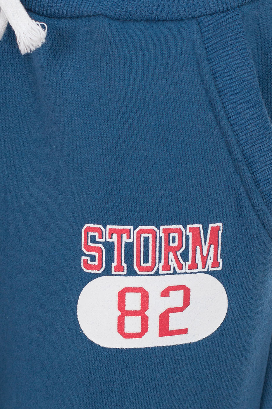 Storm 45690_2d_0002